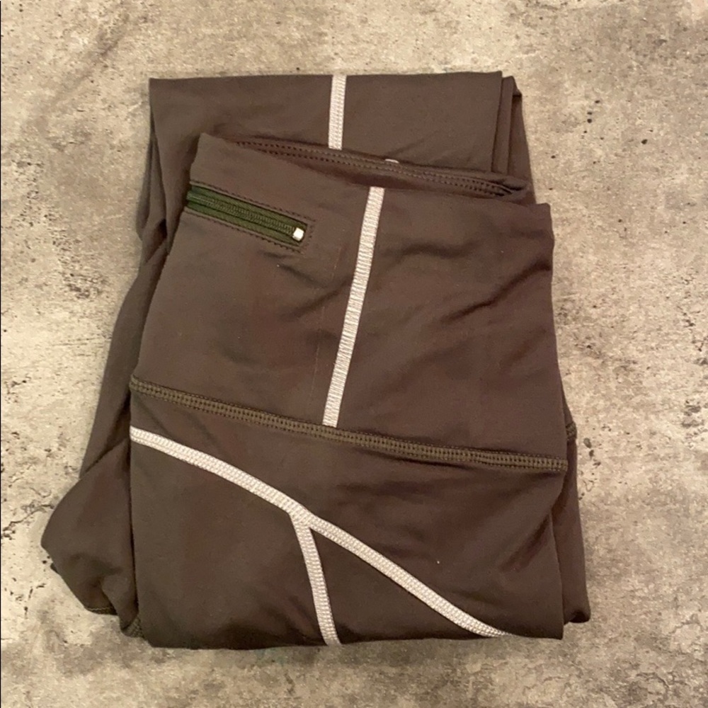 High Rise 7/8 You’re A Peach Leggings- Moss